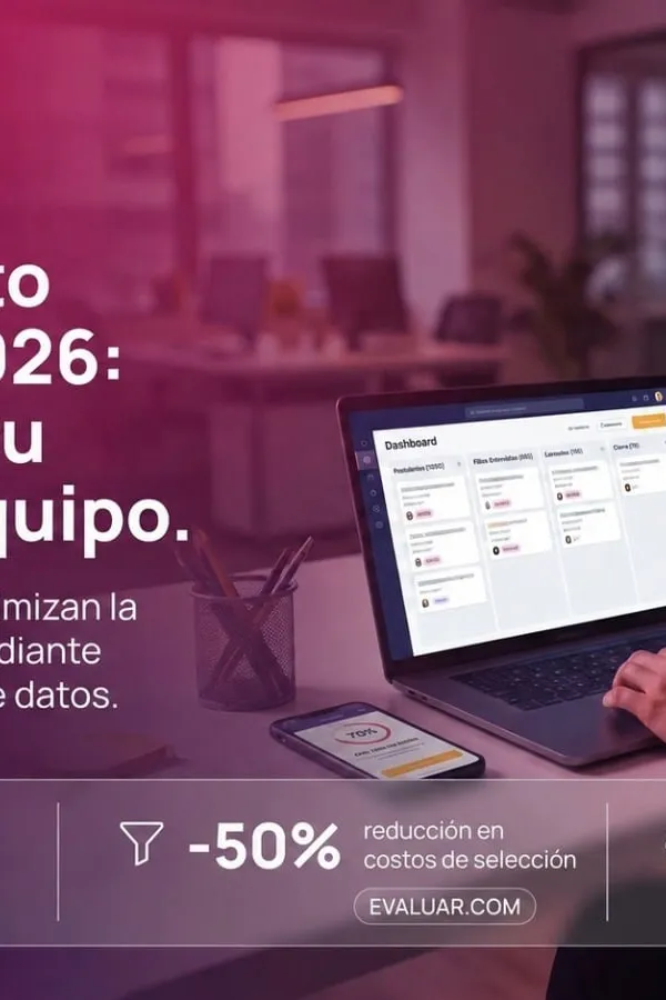 Profesional de RRHH gestionando candidatos en un sistema ATS  para reclutamiento masivo con métricas de eficiencia en pantalla